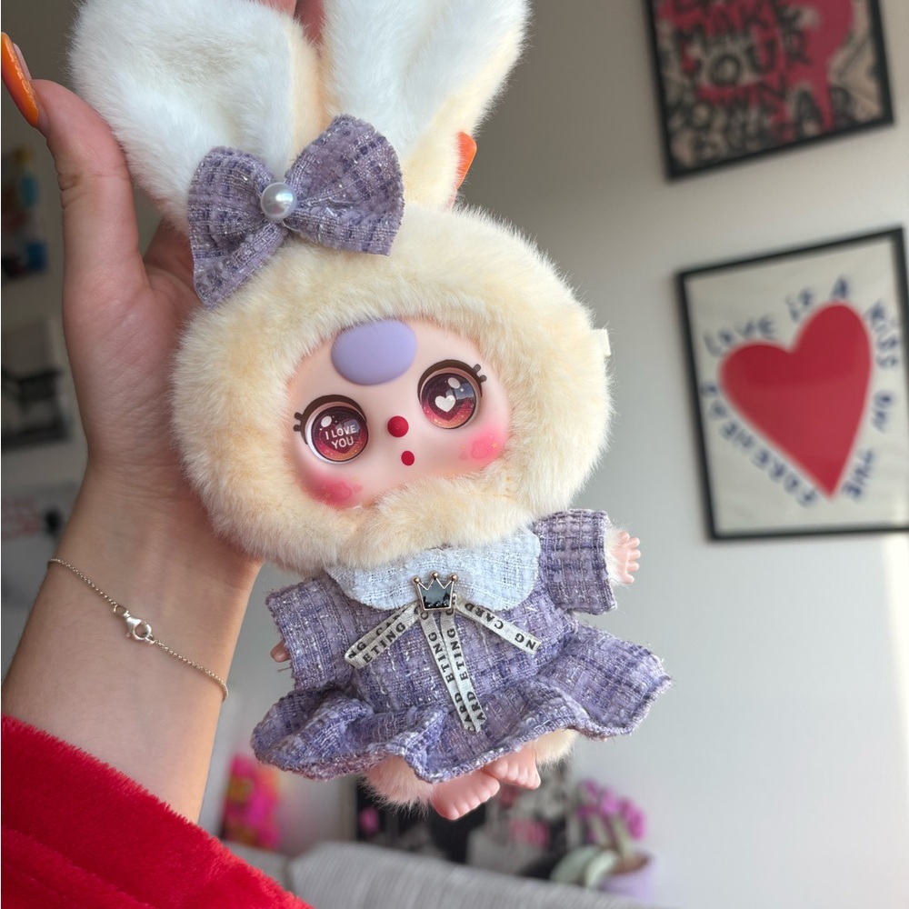 Baby Three with Custom Eyes - Picture 3 of 3